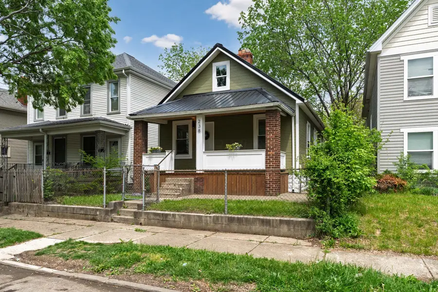 238 E Barthman Avenue, Columbus, OH 43207 - Image #2