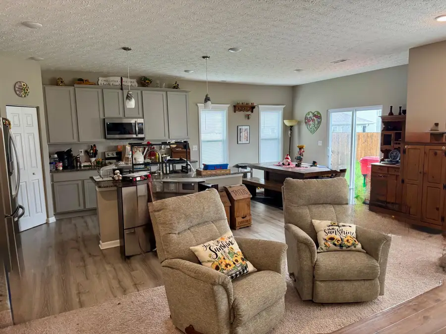 1123 Hampton Lane, London, OH 43140 - Image #3