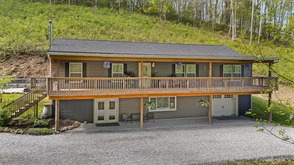 24796 E Fork Road, Laurelville, OH 43135