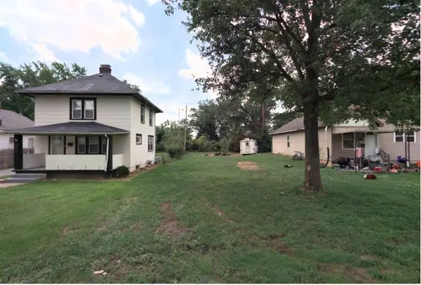 2049 Loretta Avenue, Columbus, OH 43211