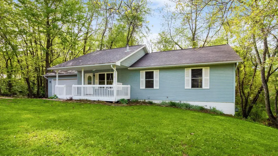 629 Mcintosh Drive, Howard, OH 43028 - Image #2