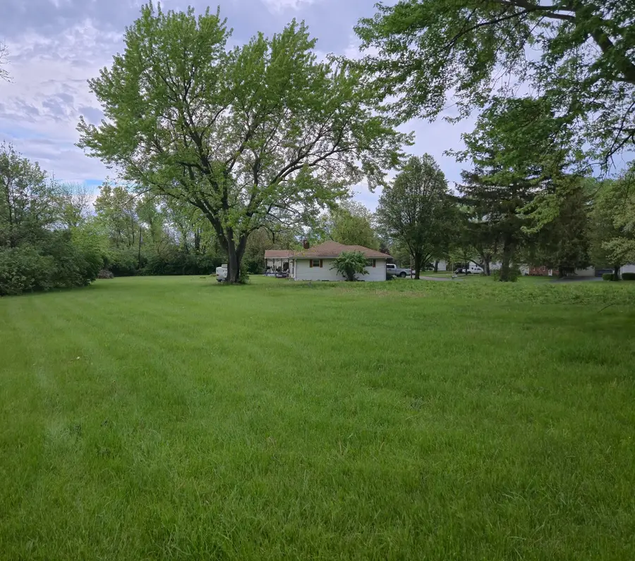 2362 Berry Hill Drive, Grove City, OH 43123 - Image #2