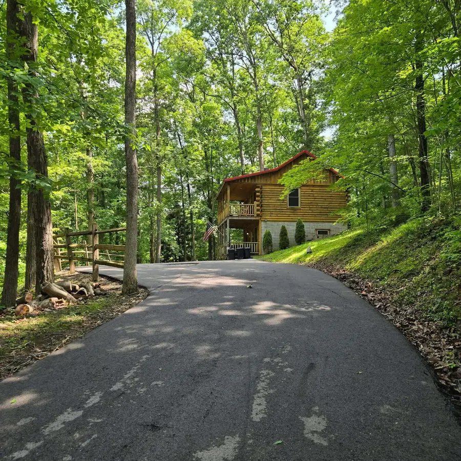 28745 Big Pine Road, Logan, OH 43138 - Image #2