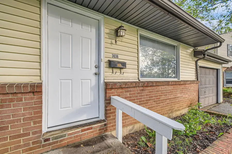 3038 Wadsworth Court, Columbus, OH 43232 - Image #3