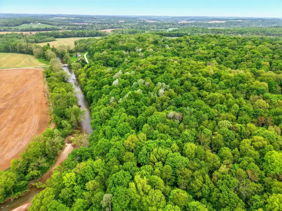 23080 Stull Road, Howard, OH 43028 - Image #2