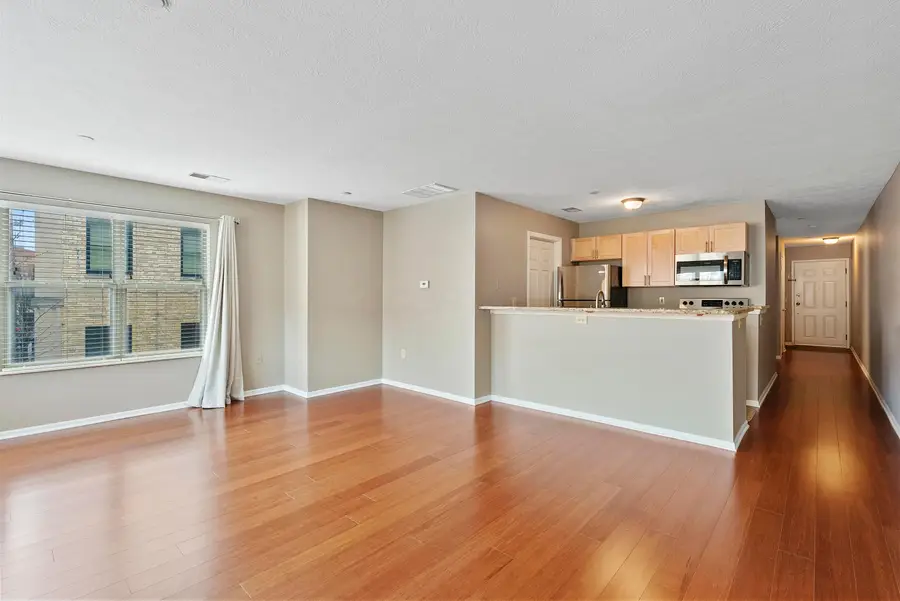 35 Buttles Avenue, Columbus, OH 43215 - Image #3