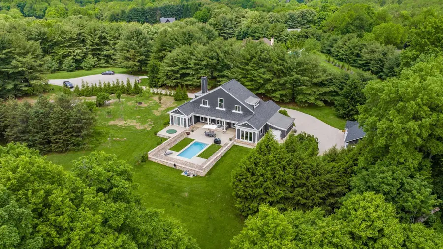 440 Dorrence Road, Granville, OH 43023 - Image #2