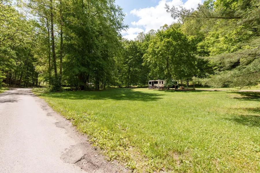 32905 Graves Road, Londonderry, OH 45647 - Image #2
