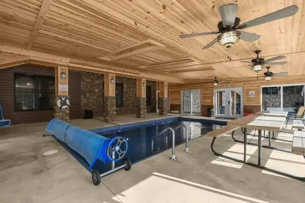 29002 Rockstull Road, Sugar Grove, OH 43155