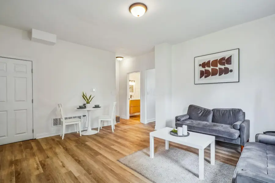 3216 E 5th Avenue, Columbus, OH 43219 - Image #2