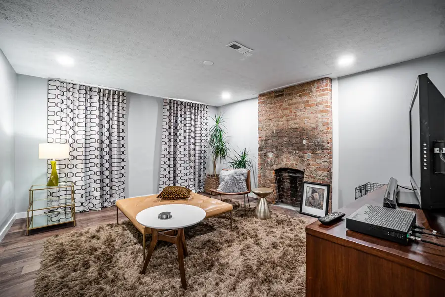 955 E Mound Street, Columbus, OH 43205 - Image #2