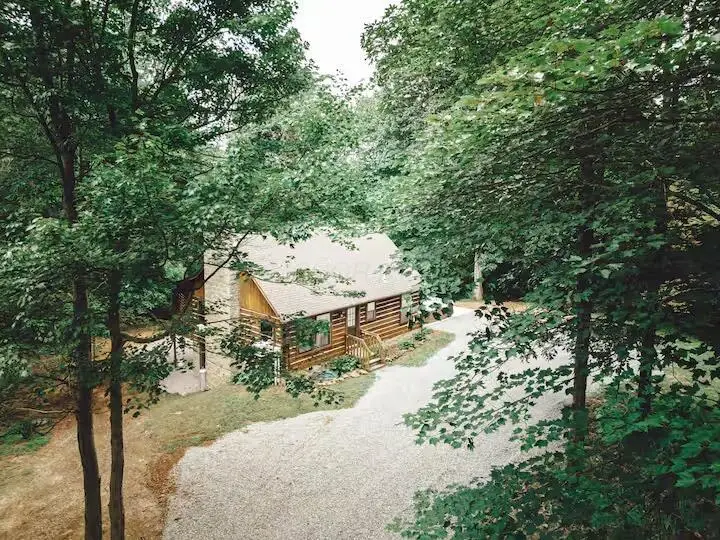 22916 Sam's Creek Road, Laurelville, OH 43135 - Image #3