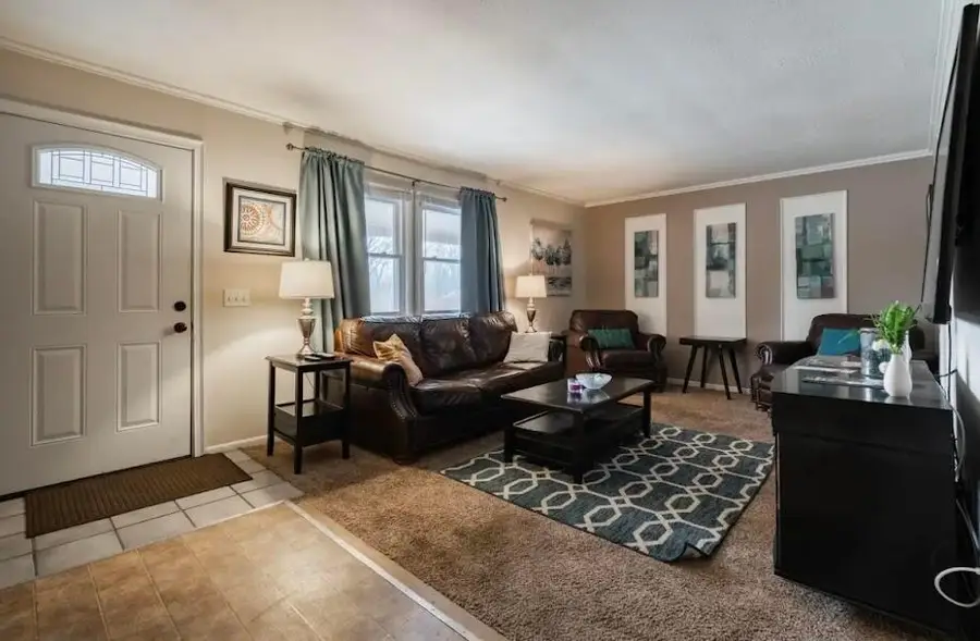 3888 Agler Road, Columbus, OH 43219 - Image #2