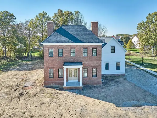 7301 Wood Edge Lane, New Albany, OH 43054