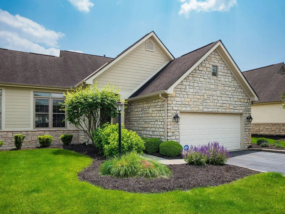 7969 Linksview Circle, Westerville, OH 43082 - Image #1