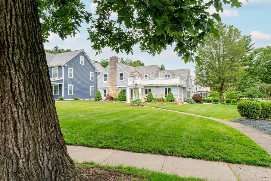 2738 E Broad Street, Columbus, OH 43209 - Image #2