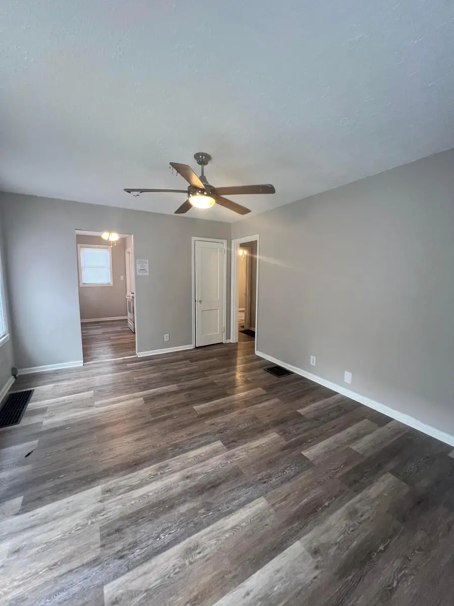 2769 Mcguffey Road, Columbus, OH 43211 - Image #2