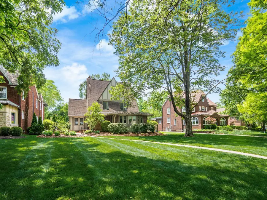 2629 E Broad Street, Columbus, OH 43209 - Image #2