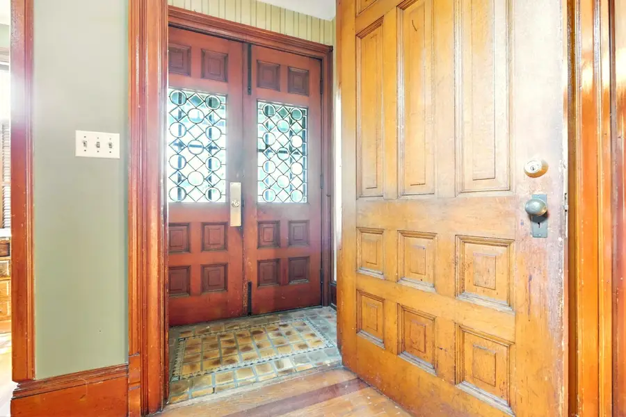 412 E Rensselaer Street, Bucyrus, OH 44820 - Image #2