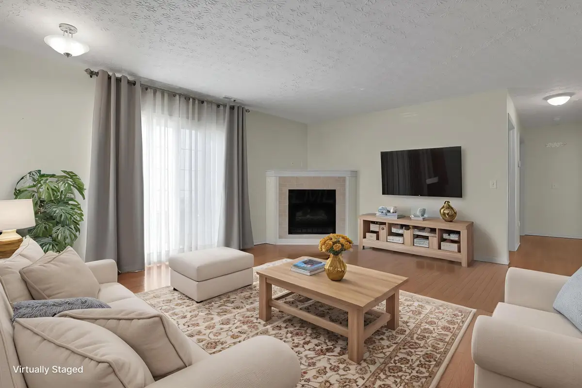 4686 Parrau Drive, Columbus, OH 43228 - Image #1