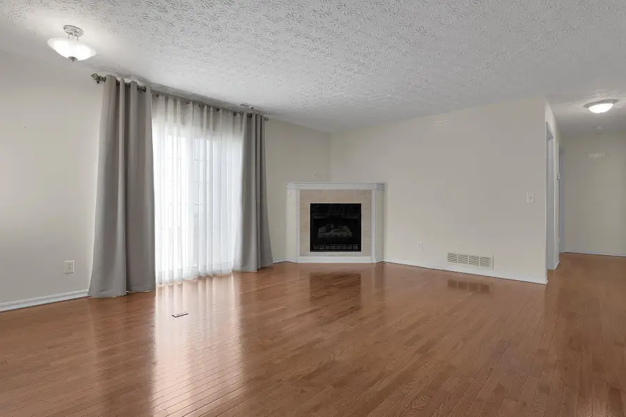 4686 Parrau Drive, Columbus, OH 43228 - Image #2