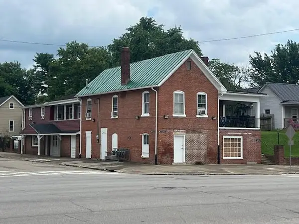 1002 S Court Street, Circleville, OH 43113