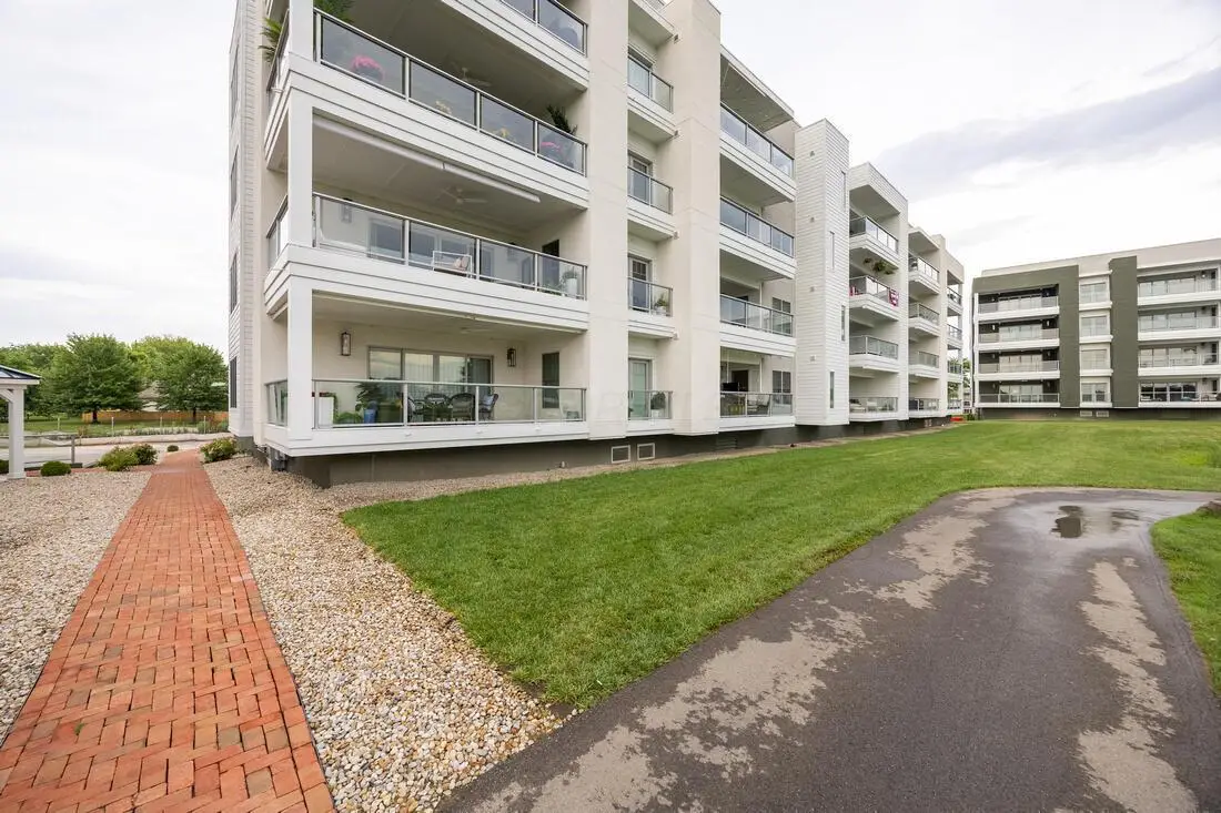 5211 Highpointe Lakes Drive, Westerville, OH 43081 - Image #1