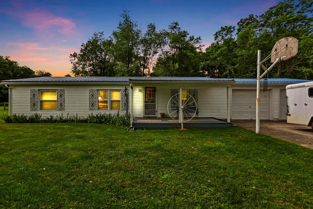 6929 Hillcrest Road, Saint Louisville, OH 43071 - Image #1