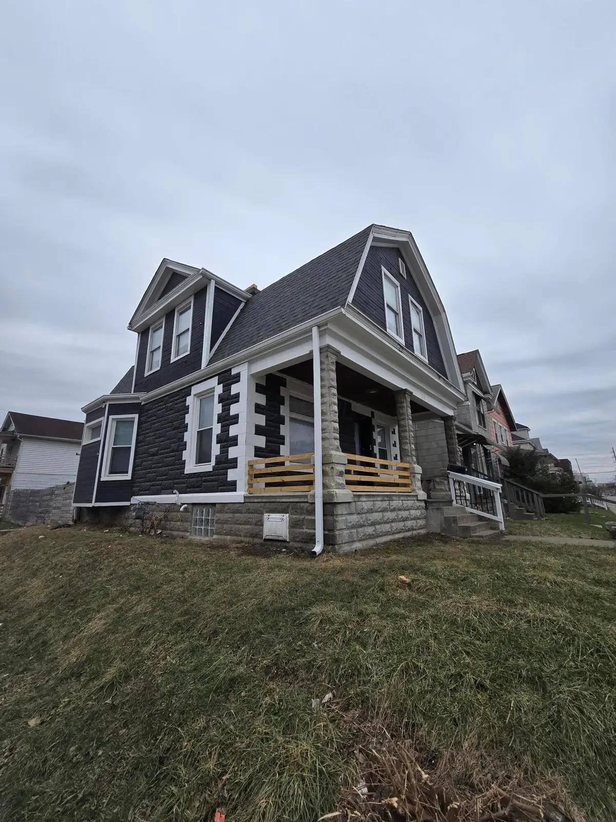 1035 Sullivant Avenue, Columbus, OH 43223 - #1