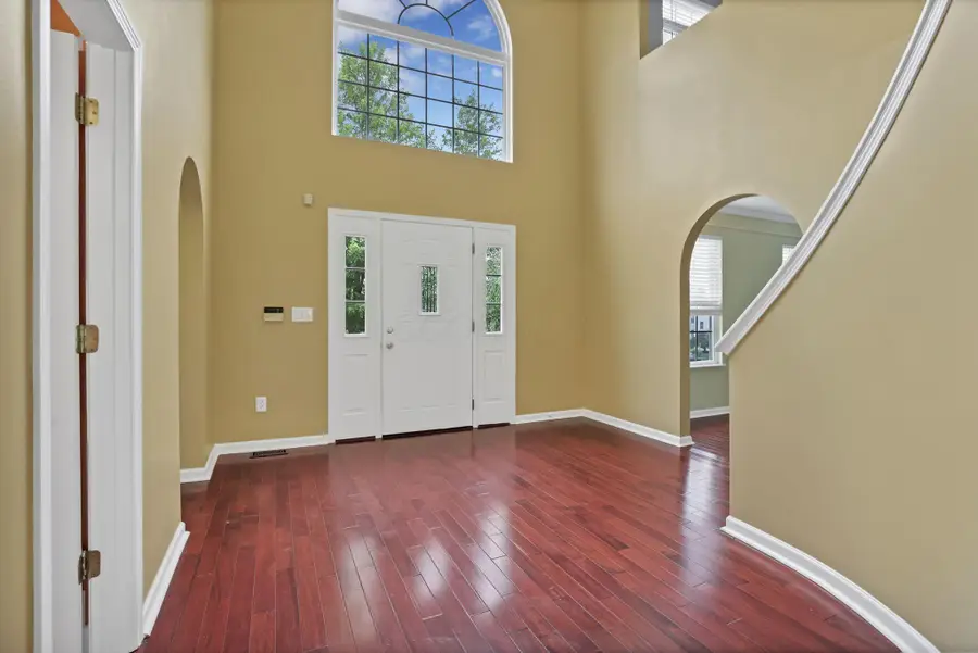 3902 Rivers Run Drive, Lewis Center, OH 43035 - Image #2