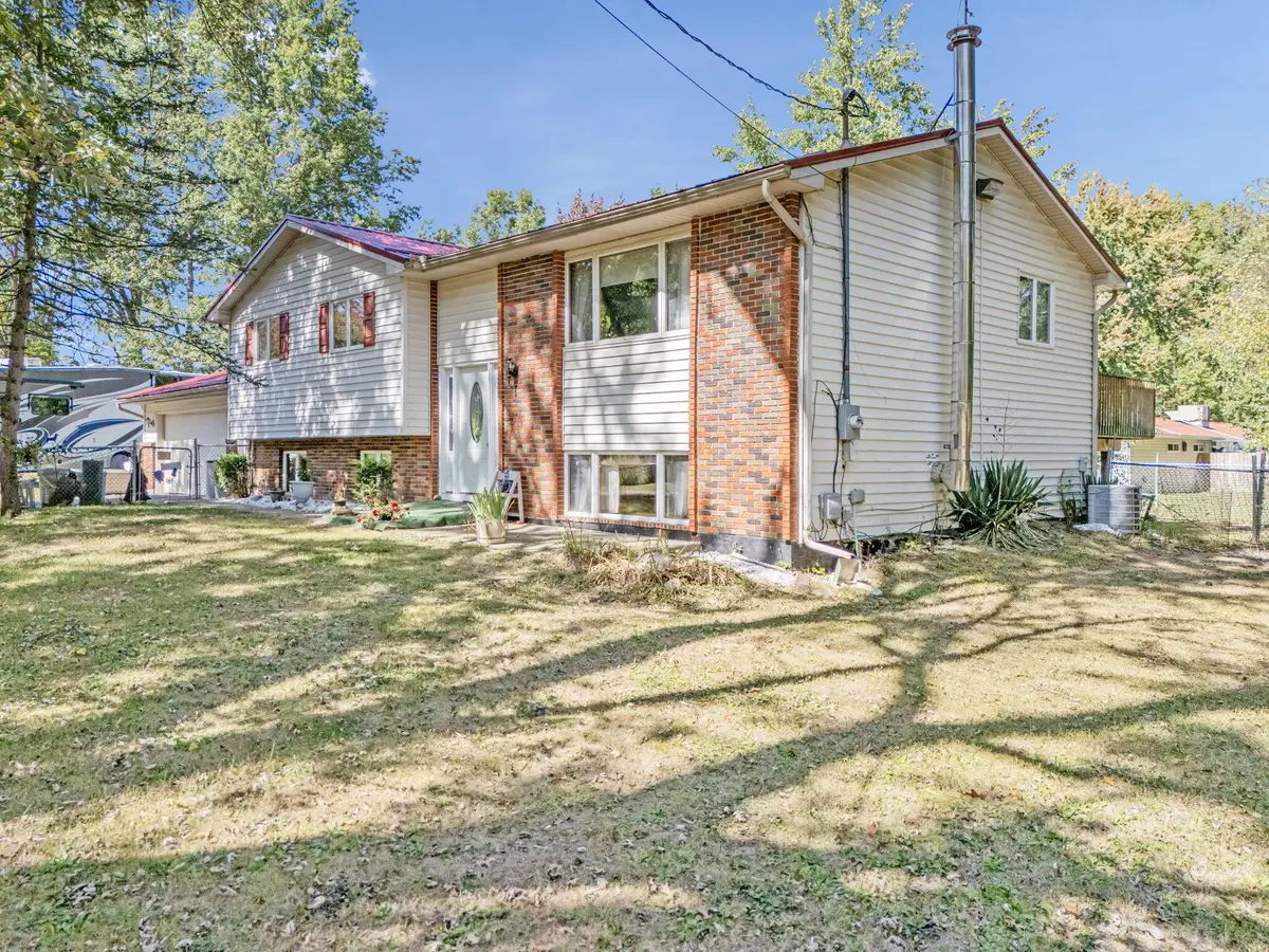 4250 Herr Fieldhouse Road, Southington, OH 44470 - Image #1