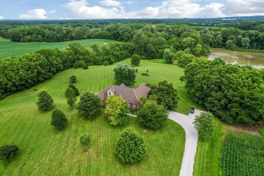 7616 Richardson Road, Groveport, OH 43125 - Image #2