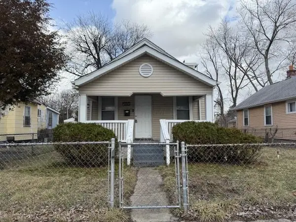 2864 E 10th Avenue, Columbus, OH 43219