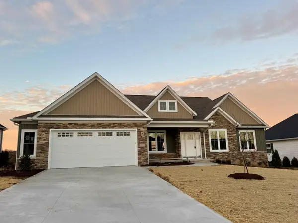 207 Breton Drive, Lexington, OH 44904