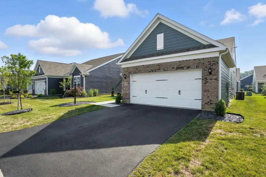 6249 Lawford Lane, Powell, OH 43065 - Image #2