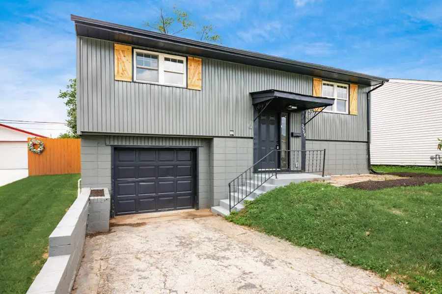 3735 Christie Road W, Columbus, OH 43207 - Image #2