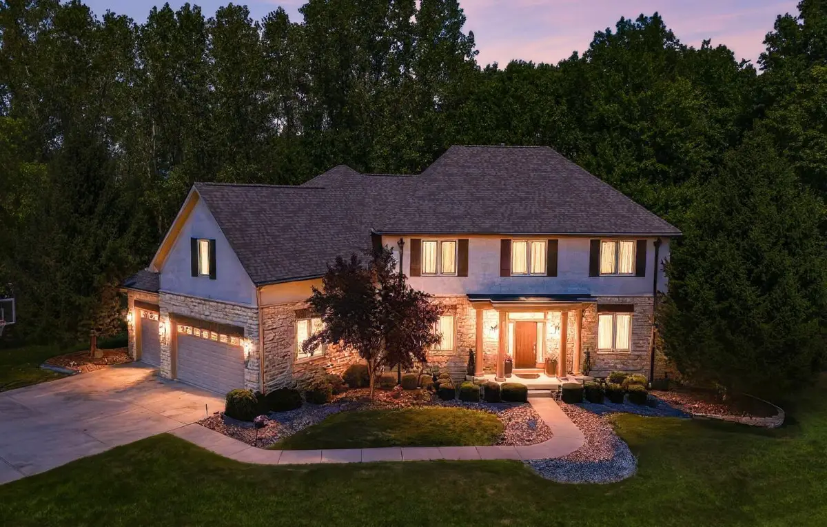 2540 Silverleaf Drive, Powell, OH 43065 - Image #1