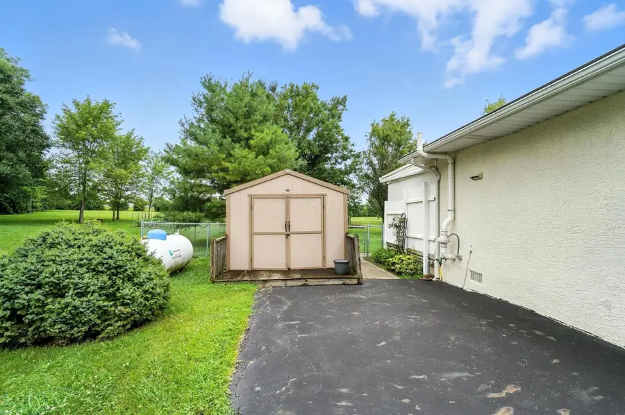 4386 Big Run South Road, Grove City, OH 43123 - Image #2