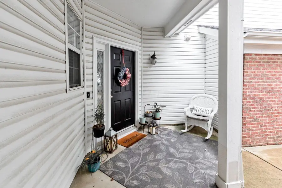 5852 Edge Of Village, Westerville, OH 43081 - Image #2