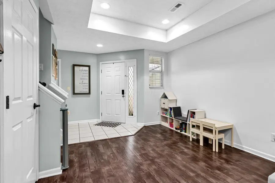 5852 Edge Of Village, Westerville, OH 43081 - Image #3