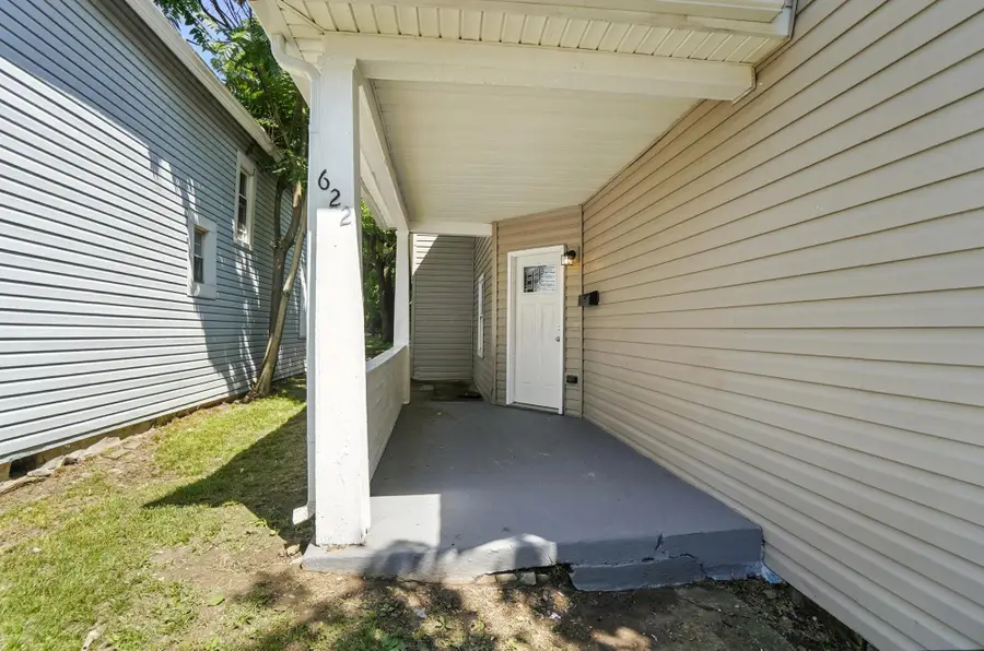 622 S Lowry Avenue, Springfield, OH 45506 - Image #2