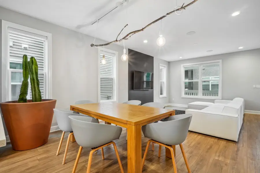 1233 Cromartie Lane, Columbus, OH 43201 - Image #3