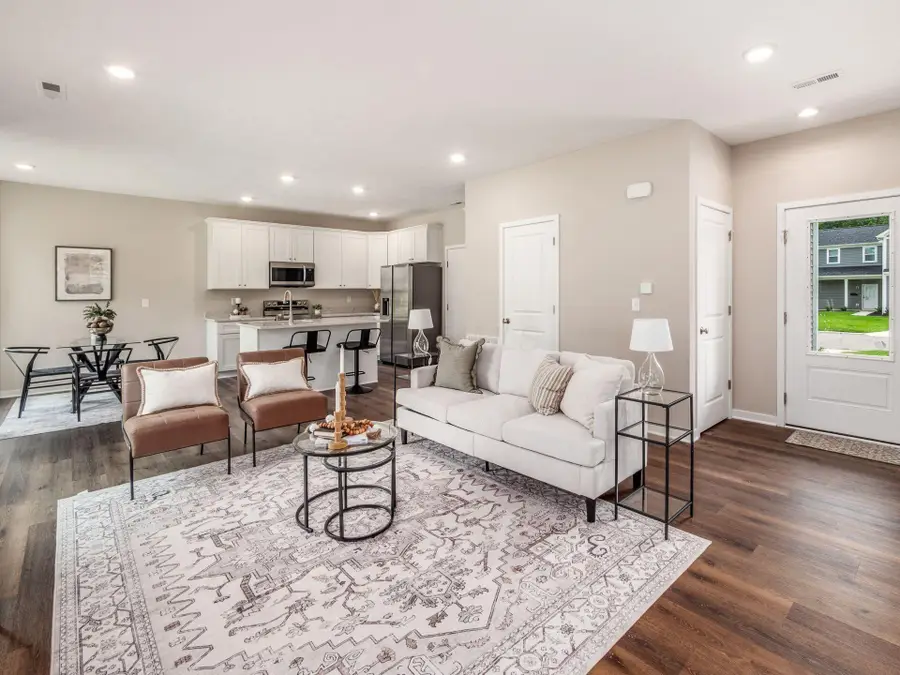 429 Postle Boulevard, Columbus, OH 43228 - Image #3