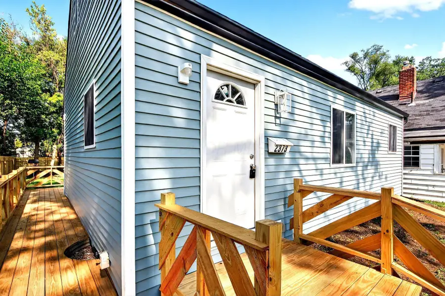 2373 Delbert Road, Columbus, OH 43211 - Image #2
