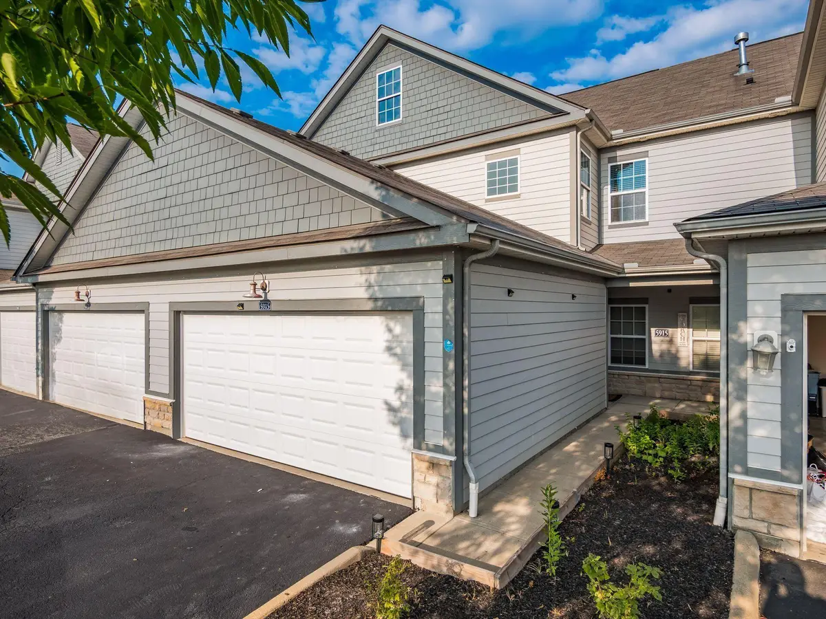 5915 Blackbird Way, Lewis Center, OH 43035 - Image #1