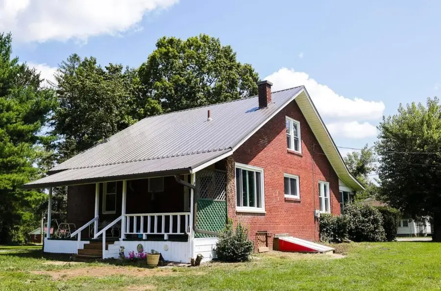 4015 Roseville Road, Zanesville, OH 43701 - Image #3