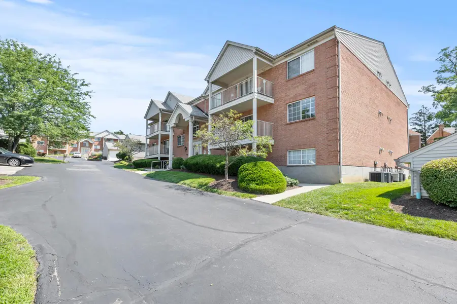 5765 Cheviot Road, Cincinnati, OH 45247 - Image #2