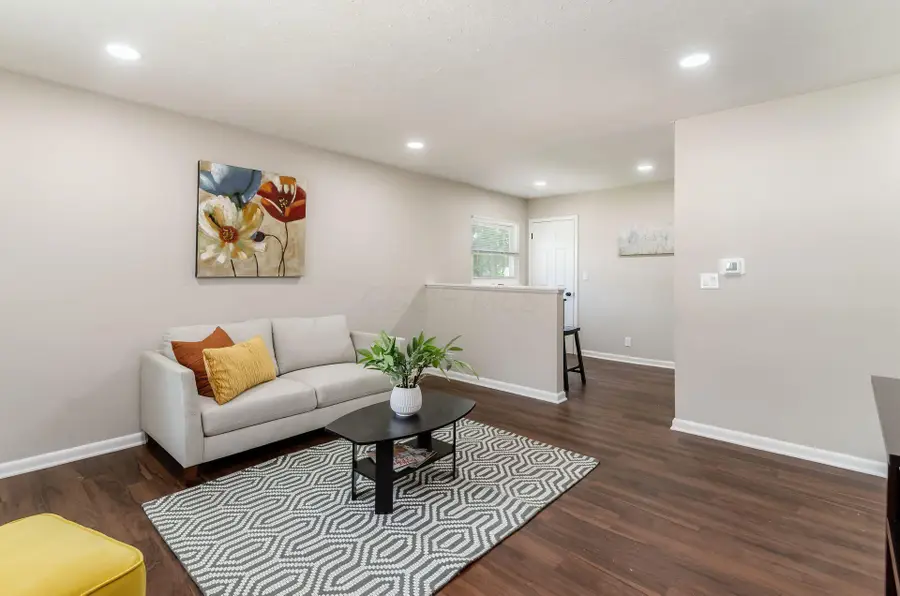 2283 Ward Road, Columbus, OH 43224 - Image #2