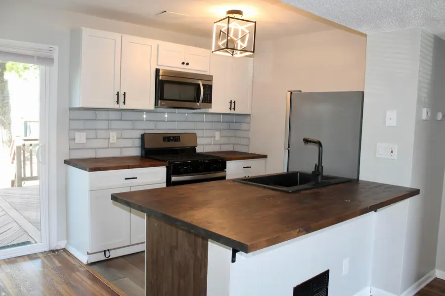 4857 Stoneybrook Boulevard, Hilliard, OH 43026 - Image #3