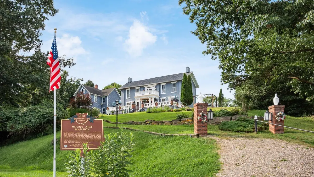 284 N Kennebec Avenue, McConnelsville, OH 43756 - Image #1